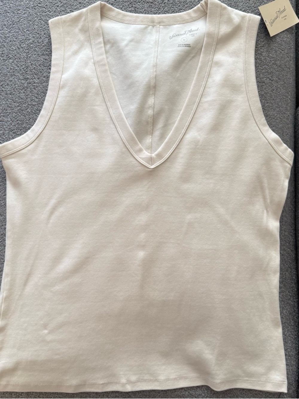 NWT Universal Thread Tank Top in Light Cream